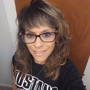 Meet your Posher, Angie